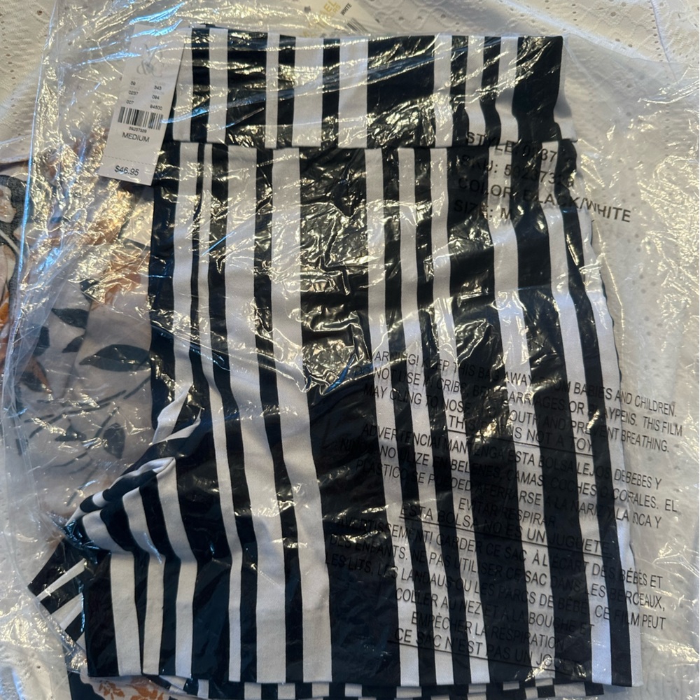 New York & Company Whitney Short